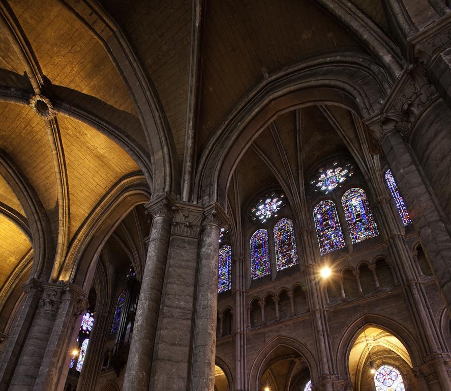 Mercure Chartres Cathedrale Exterior photo
